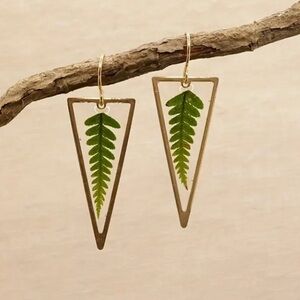 Green Leaf Earrings , Triangle Earrings , Gift for Her - Summertime Jewelry
